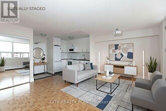 Building Photo - 1545 Bathurst St