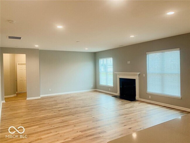Foto del edificio - 2165 Davis Dr