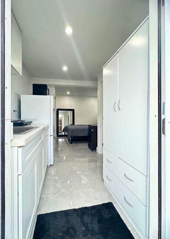 Foto del edificio - 2255 SW 33rd Ave