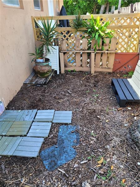 ホーリー 5881 NE 18th Ave Unit 3, Fort Lauderdale, FL 33334 - 5881 NE