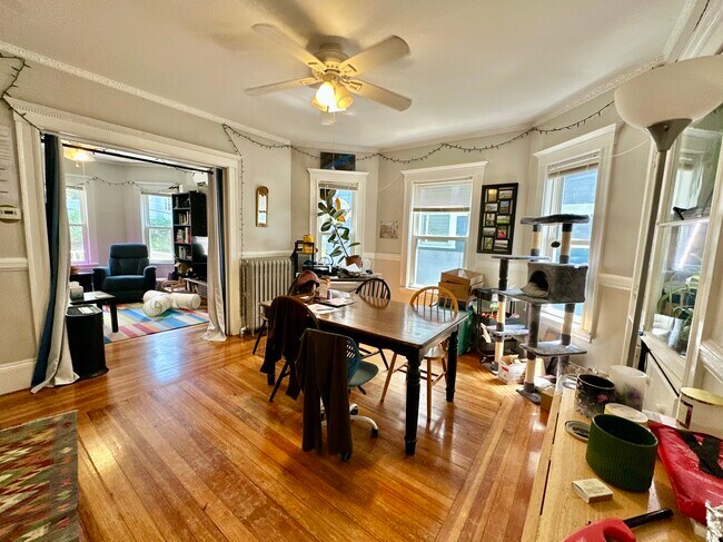 Foto del edificio - 177 Wachusett St