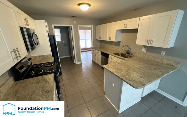 Building Photo - 9420 Grove Rd