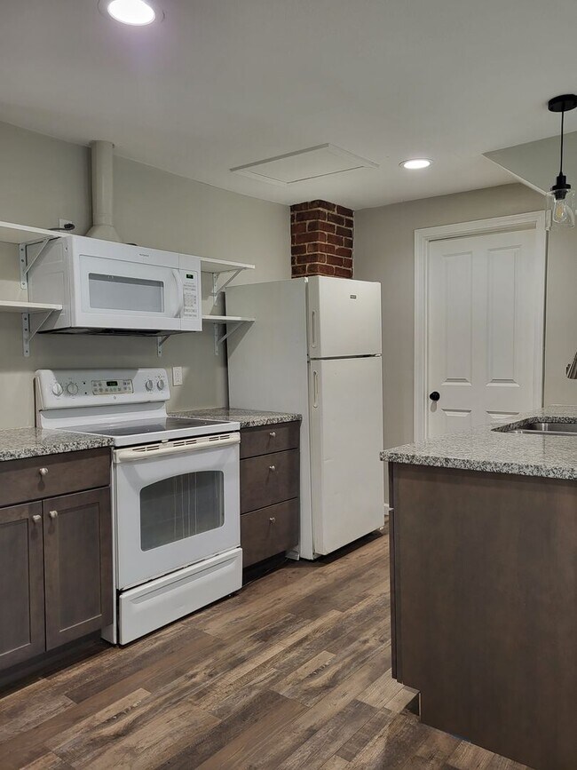 Foto del edificio - 1620 SW College Ave