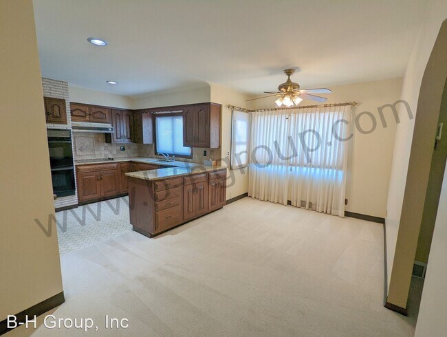 Building Photo - 2 br, 1.5 bath House - 4123 45th Ave