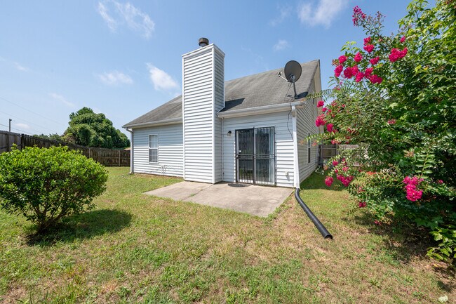 Building Photo - 3690 Manor Ct SW