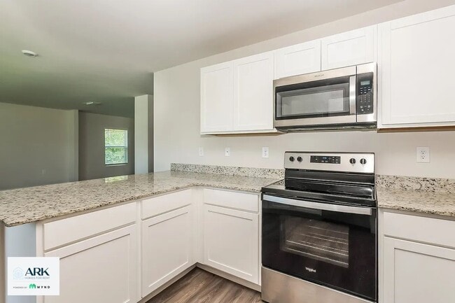 Building Photo - 28257 Chinquapin Dr