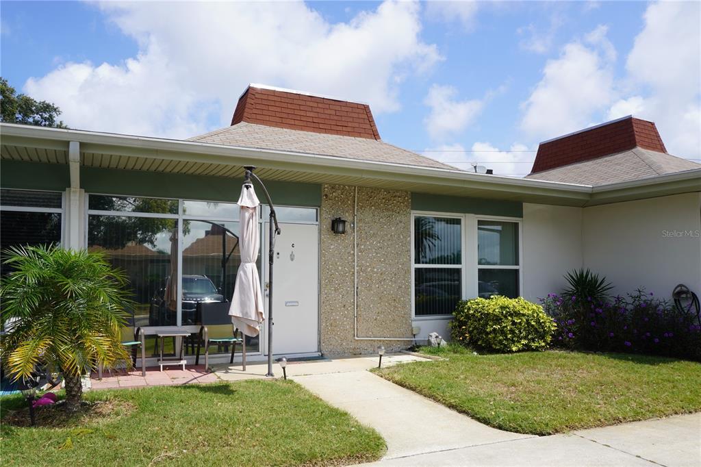 Foto principal - 4361 Tahitian Gardens Cir