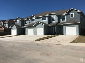 Building Photo - 8315 Breezy Cv