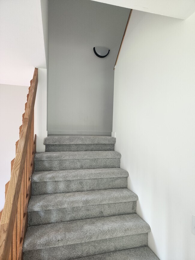 Foto del edificio - 2294 White Oak Trl