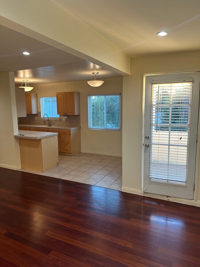 Foto del edificio - 1034 9th St