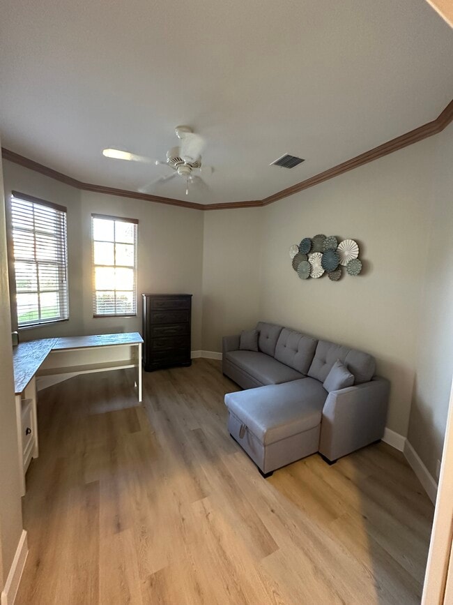 Building Photo - 8899 Bristol Bnd