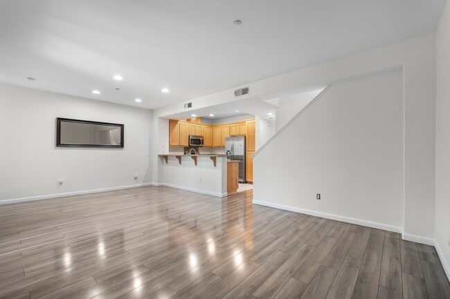 Photo - 628 Boardwalk Way (San Jose, CA) Townhome