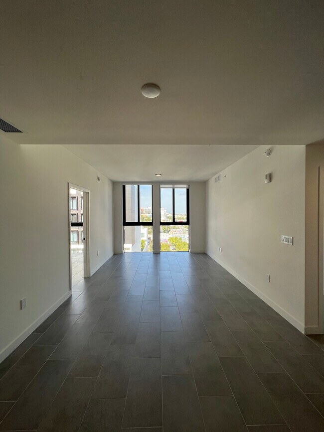 Foto del edificio - 108 NW 27th St