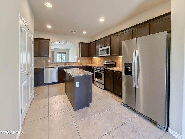 Foto del edificio - 4700 S Fulton Ranch Blvd