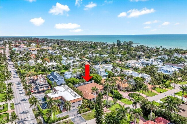 Building Photo - 258 9th Ave S