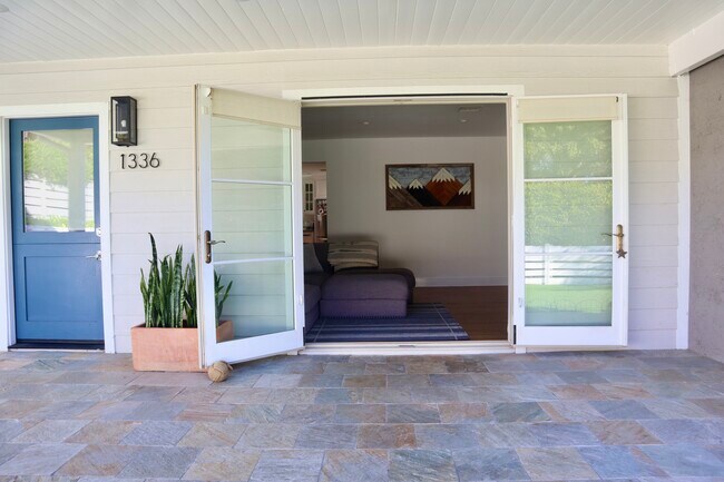 Foto del edificio - 1336 2nd St