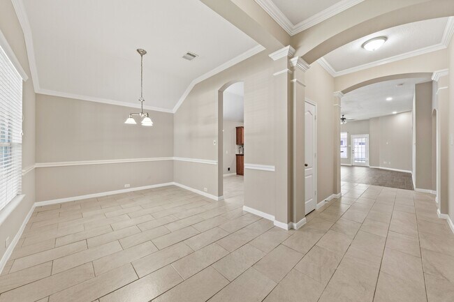 Foto del edificio - 731 Pickett Hill Ln