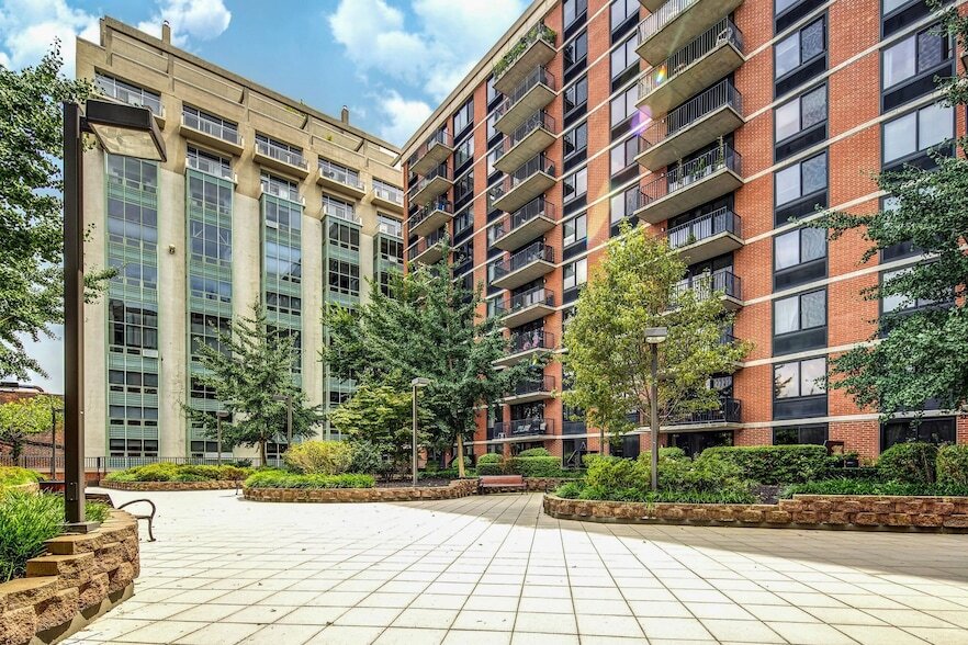 Foto principal - 700 Grove St