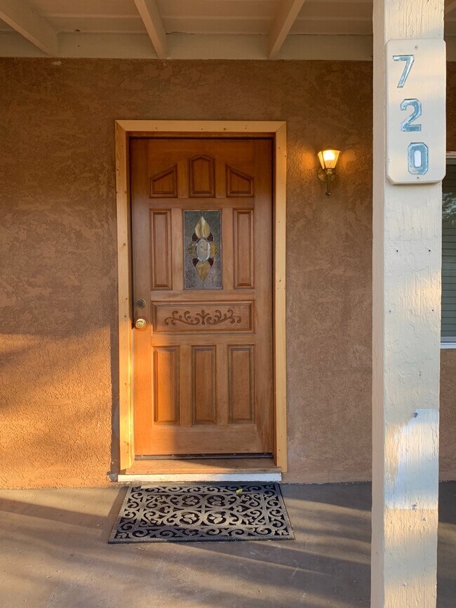 Building Photo - 3BD/2BA House - Banning, CA