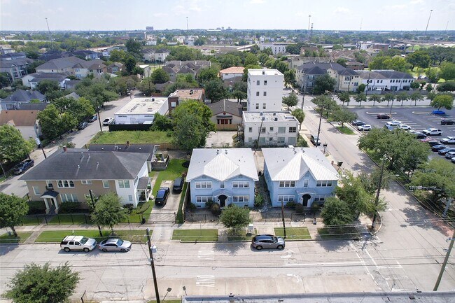 Foto del edificio - 3409 La Branch St