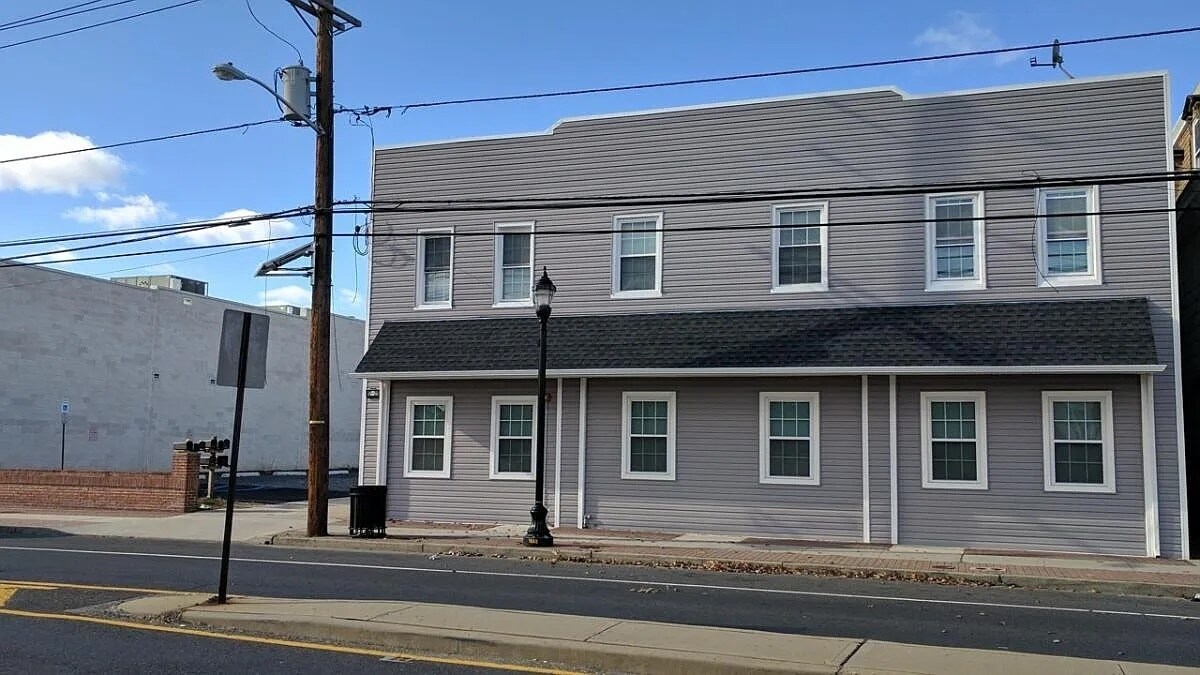 Primary Photo - 17 -21 Lafayette St