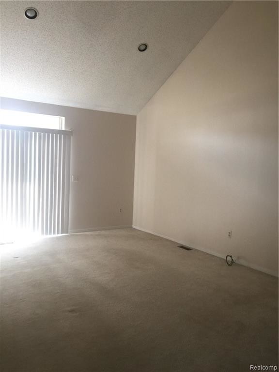 Foto del edificio - 41681 Magnolia Ct