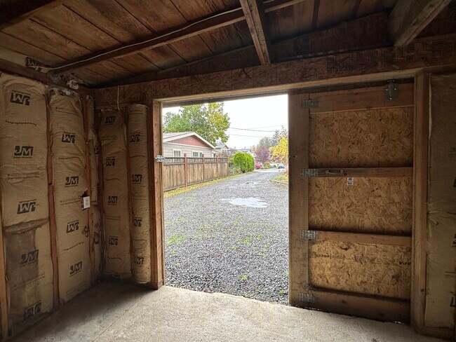 Foto del edificio - 3113 Harold Dr SE