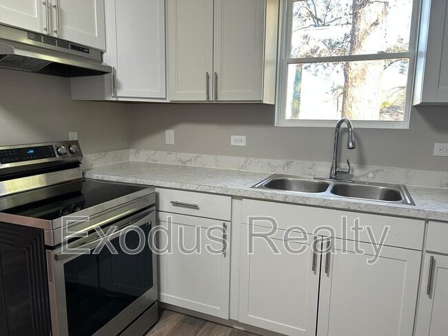 Foto del edificio - 311 Bracken St