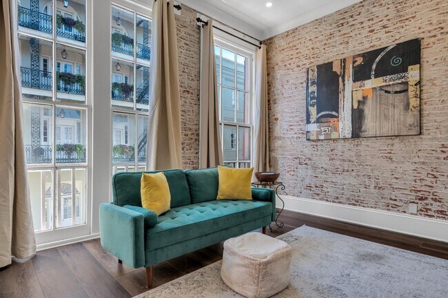 Foto del edificio - 331 Decatur St