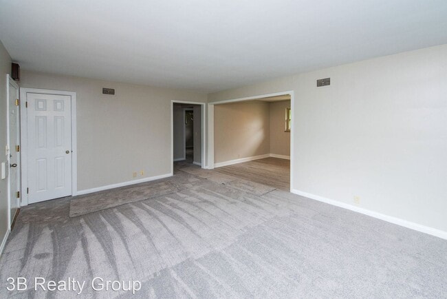 Building Photo - 3 br, 1 bath House - 3406 FERNCROFT DR.