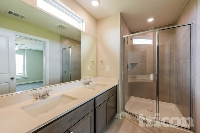 Interior Photo - Tricon Saginaw