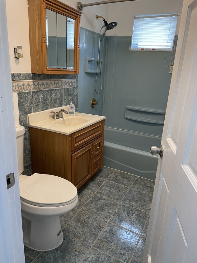 Foto del edificio - 96 Vernal St