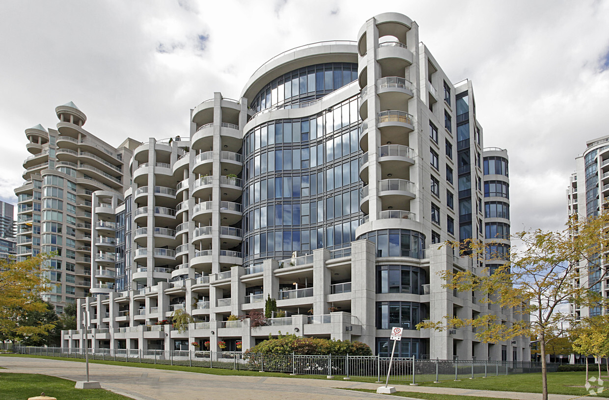 Primary Photo - Waterford Residences