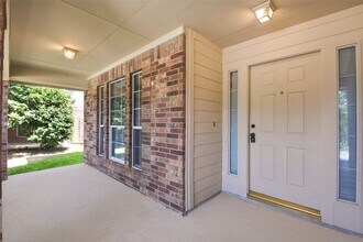 Building Photo - 21103 N Valley Ct