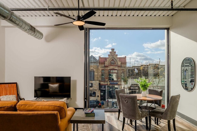 Foto del edificio - 127 N Appleton St