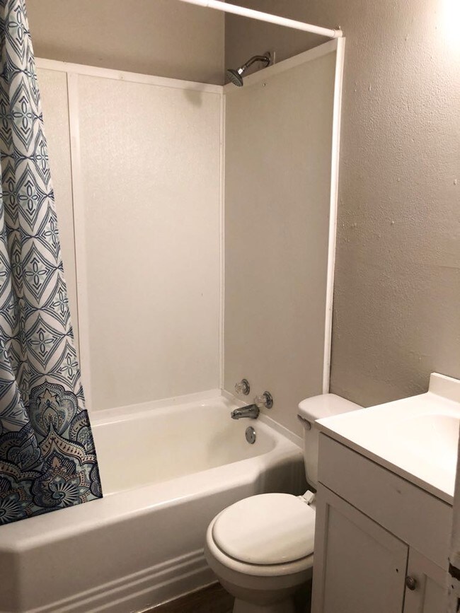 Foto del edificio - 1138 Covington St