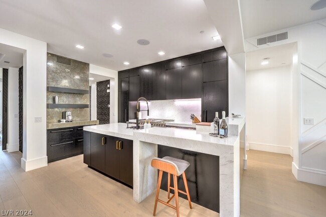 Building Photo - 11280 Granite Ridge Dr