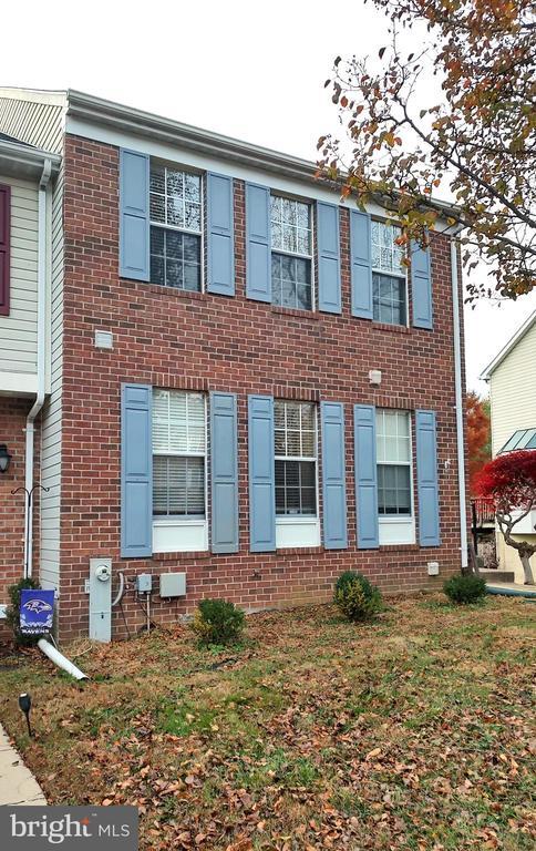 Foto del edificio - 342 Honey Locust Ct