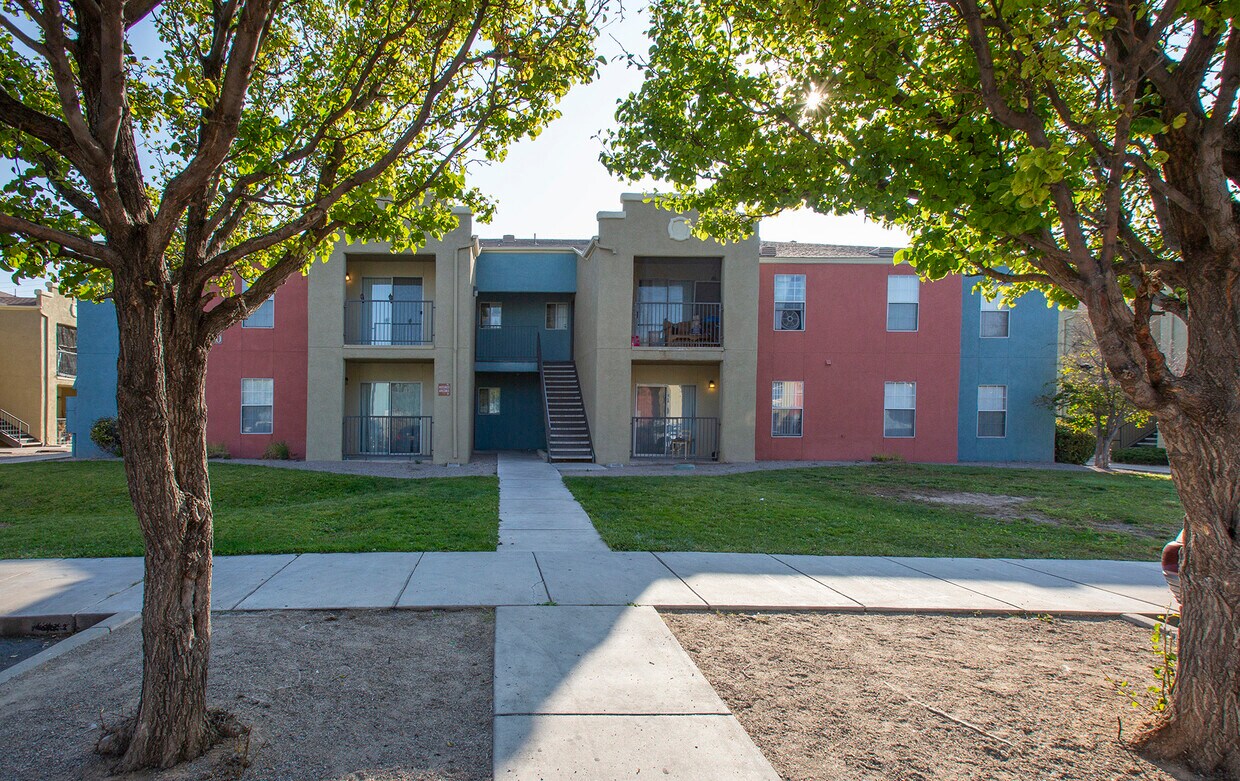 Aspen Ridge Apartments in Albuquerque, NM