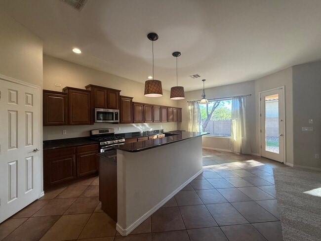 Building Photo - 8646 N Crosswater Loop