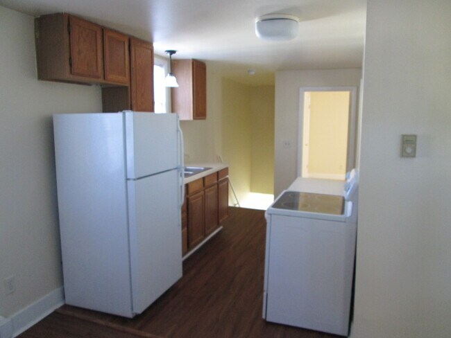 Building Photo - 29 3rd St
