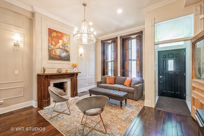 Foto del edificio - 459 E Oakwood Blvd