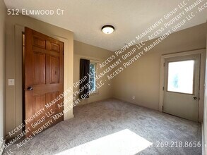 Building Photo - 512 Elmwood Ct