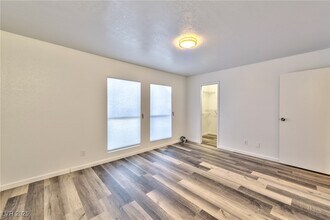 Building Photo - 3790 Shirebrook Dr