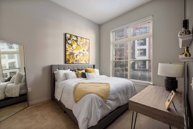 Building Photo - 616 at the Village