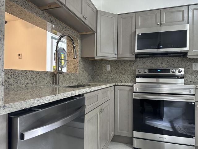 Building Photo - 3130 Millwood Ter