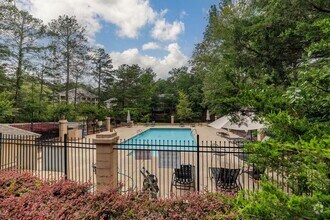 Building Photo - 350 Wood Lake Dr