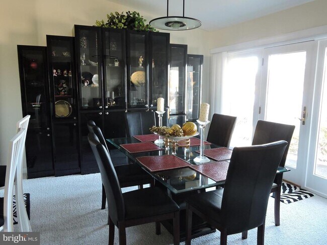 Building Photo - 30539 Cropper Ln
