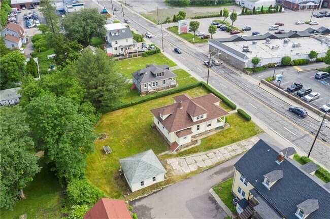 Building Photo - 117 Granite St
