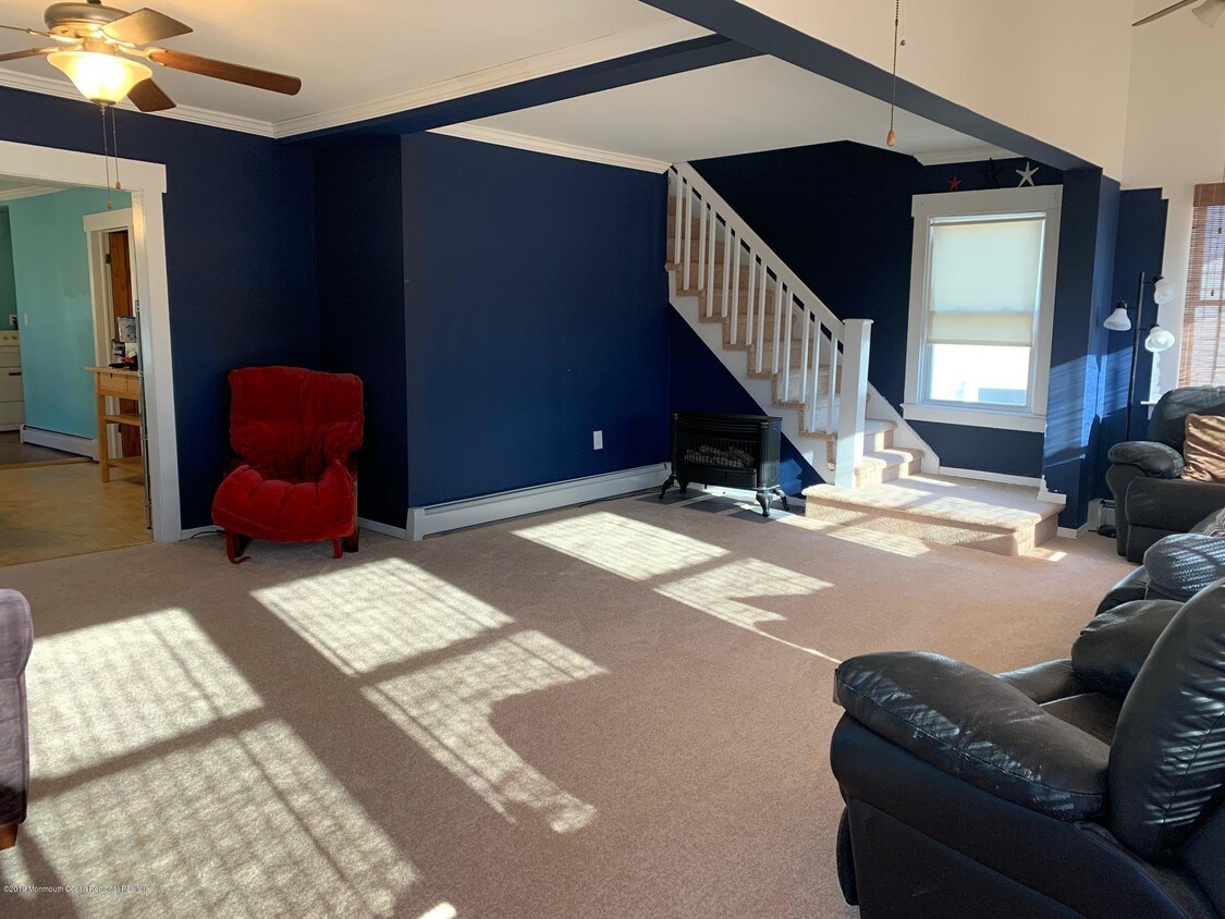 Foto del edificio - 25 Huddy Ave